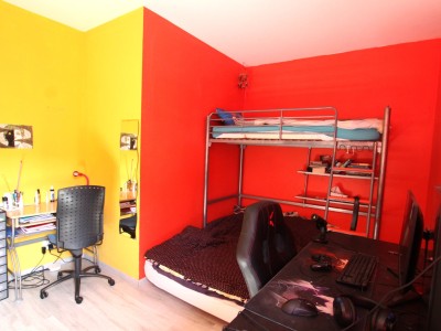 MAISON A VENDRE - TOURNUS - 181 m2 - 298000€