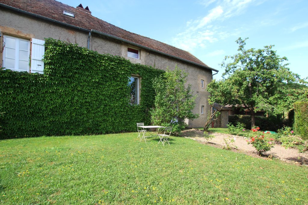 MAISON - LA CHAPELLE SOUS BRANCION - 170 m2 - VENDU