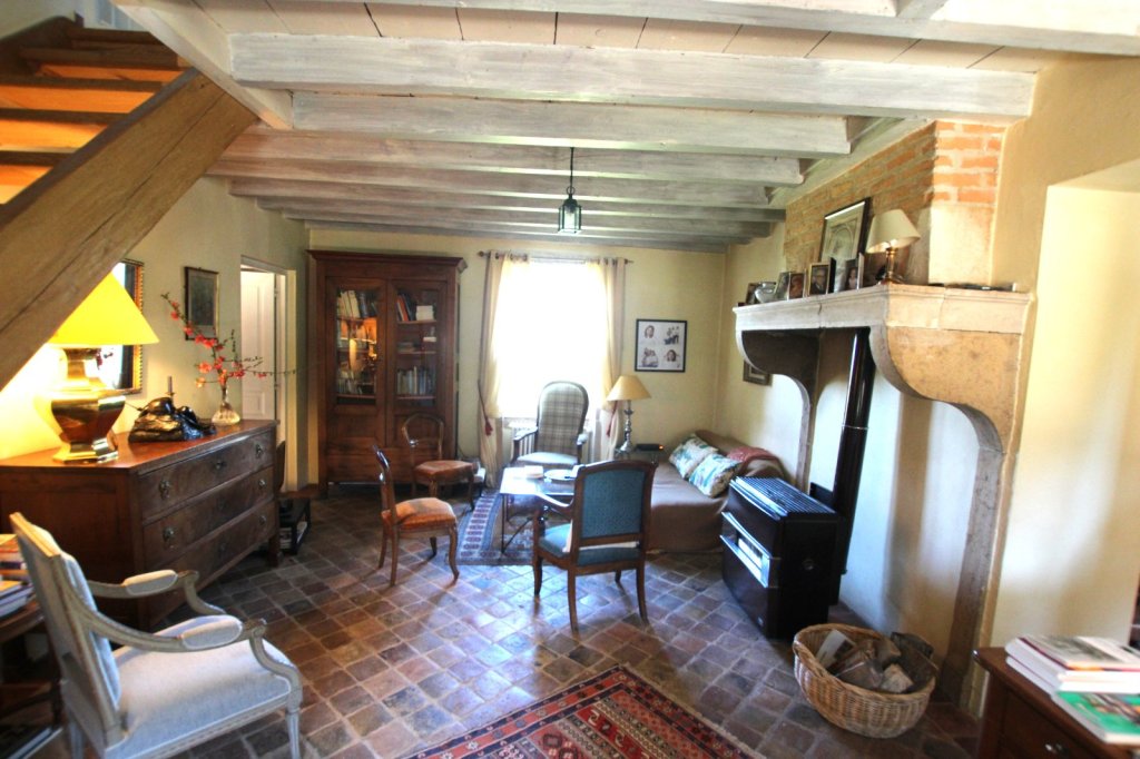 MAISON - LA CHAPELLE SOUS BRANCION - 170 m2 - VENDU