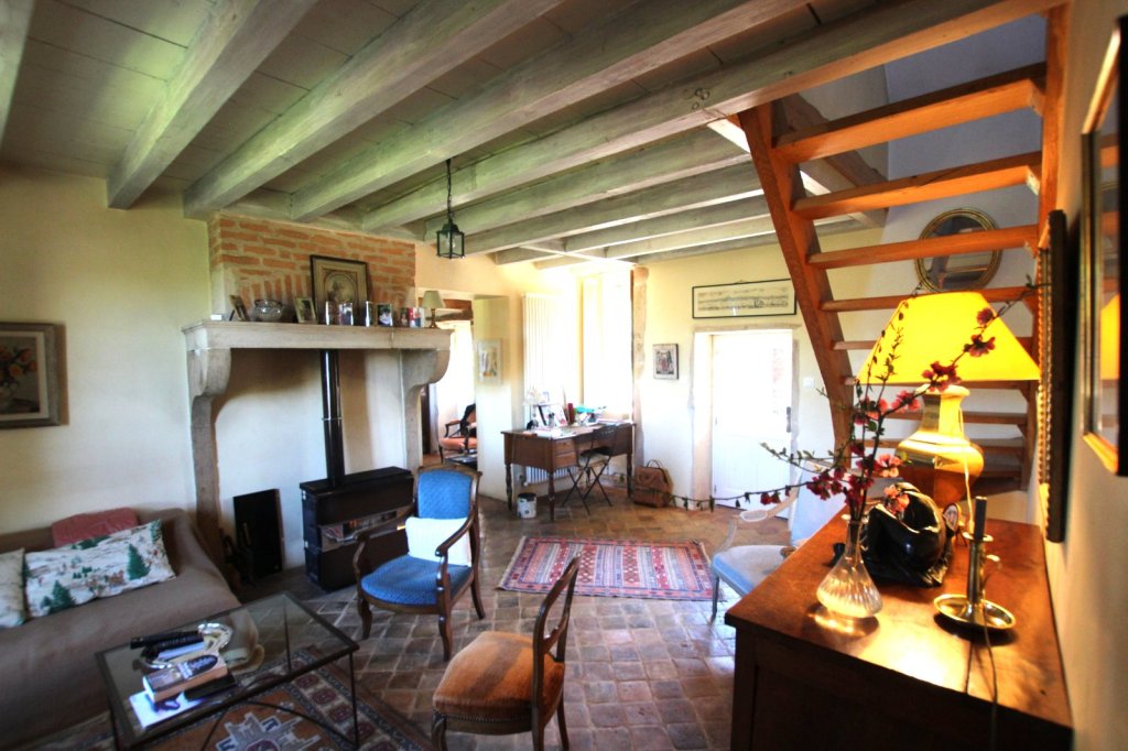 MAISON - LA CHAPELLE SOUS BRANCION - 170 m2 - VENDU