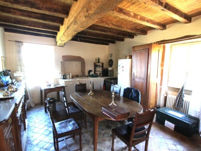 MAISON A VENDRE - TOURNUS - 170 m2 - 324000€