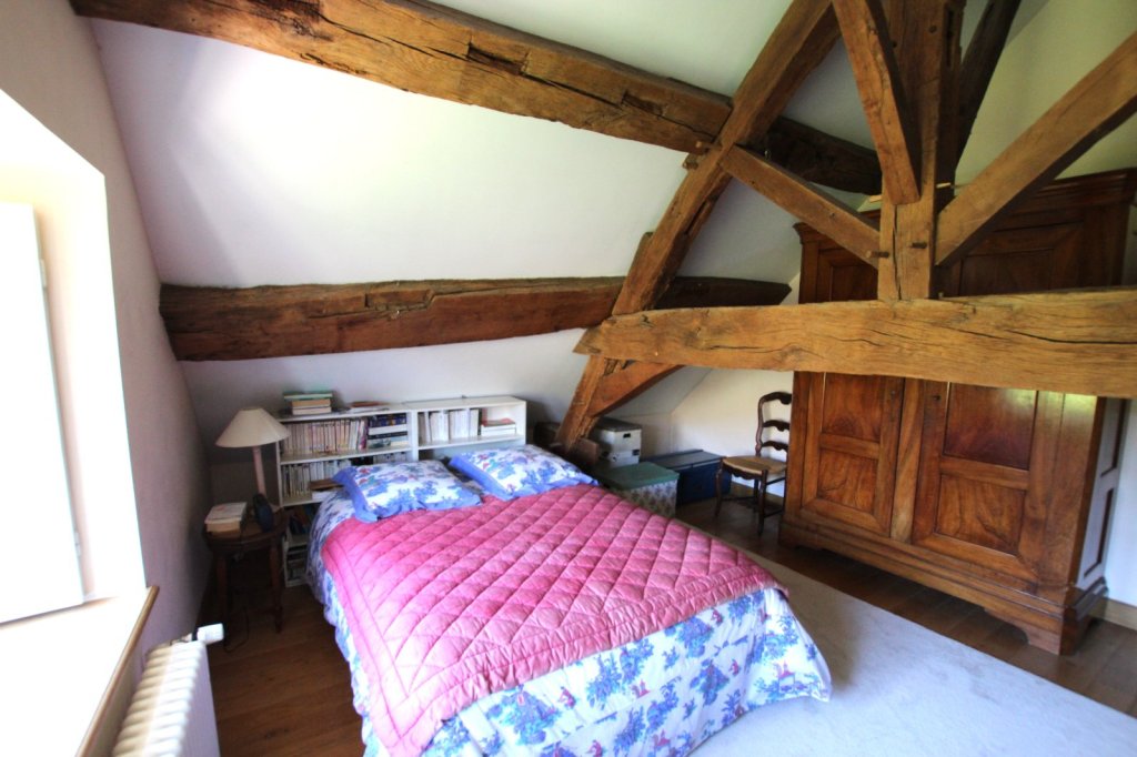 MAISON - LA CHAPELLE SOUS BRANCION - 170 m2 - VENDU