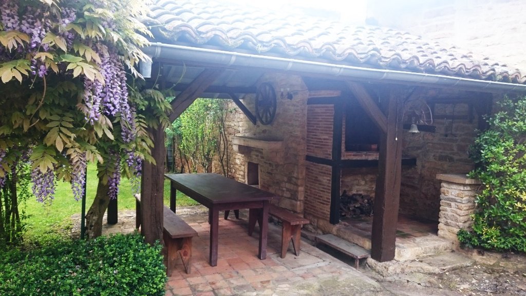 MAISON - TOURNUS - 115 m2 - VENDU