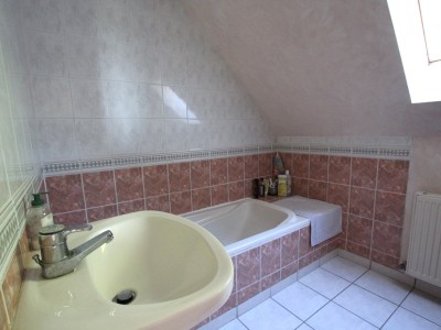 MAISON A VENDRE - TOURNUS - 112 m2 - 266000€