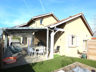 MAISON A VENDRE - TOURNUS - 135 m2 - 329 000 €