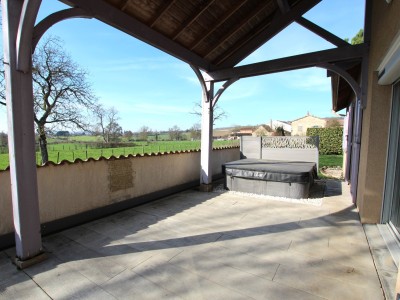 MAISON A VENDRE - TOURNUS - 135 m2 - 329 000 €