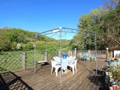 MAISON A VENDRE - TOURNUS - 320 m2 - 213 000 &euro;