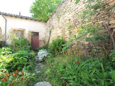 MAISON A VENDRE - TOURNUS - 137 m2 - 129 000 €