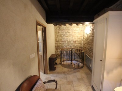 MAISON A VENDRE - TOURNUS - 185 m2 - 259 000 €