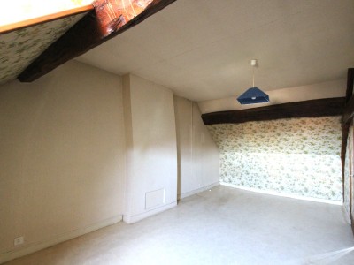 MAISON A VENDRE - TOURNUS - 107 m2 - 198 000 €