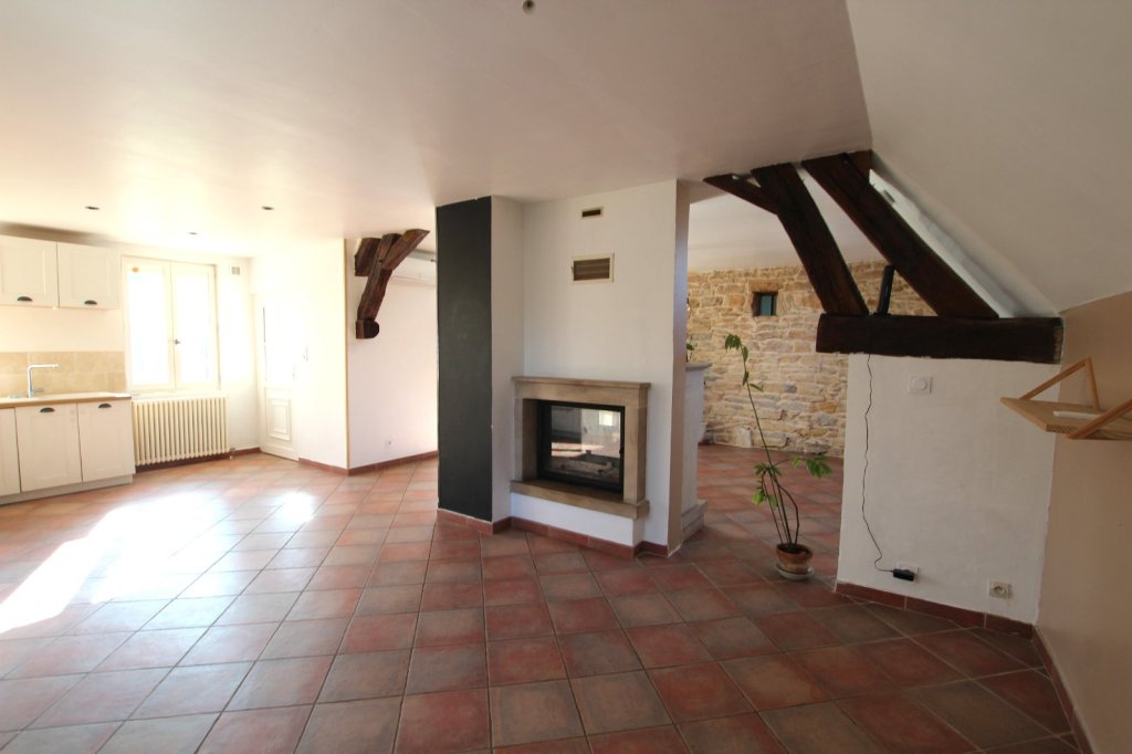MAISON A VENDRE - TOURNUS - 112 m2 - 195 000 &euro;