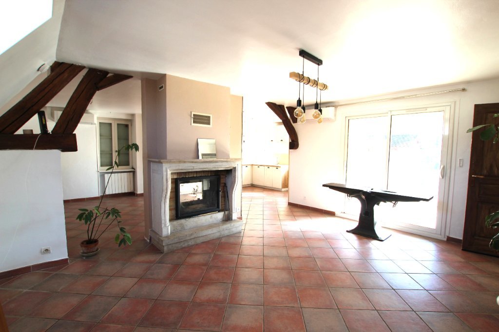 MAISON A VENDRE - TOURNUS - 112 m2 - 195 000 &euro;