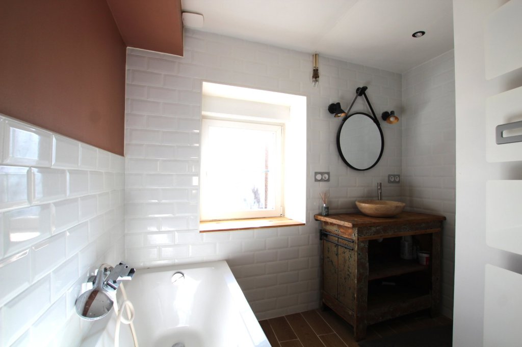 MAISON A VENDRE - TOURNUS - 112 m2 - 195 000 &euro;