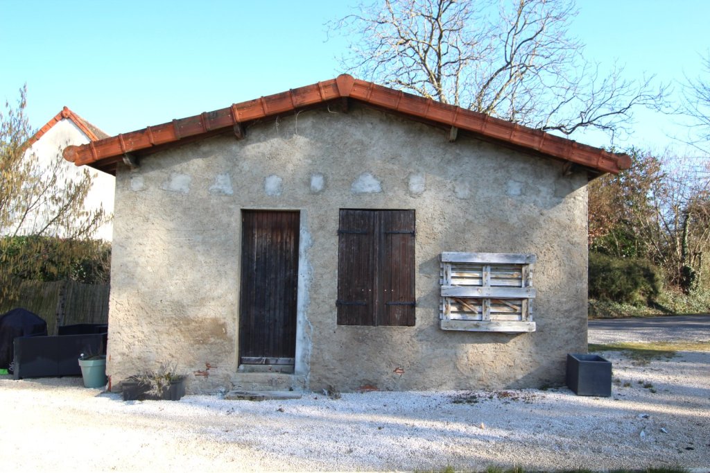 MAISON A VENDRE - TOURNUS - 112 m2 - 195 000 &euro;