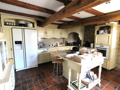 MAISON A VENDRE - TOURNUS - 231 m2 - 425 000 €