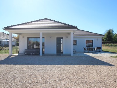 MAISON A VENDRE - TOURNUS - 124 m2 - 263 000 €