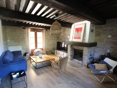 MAISON DE CARACTERE A VENDRE - TOURNUS - 129 m2 - 335 000 &euro;