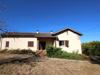 MAISON A VENDRE - TOURNUS - 220 m2 - 243 000 &euro;