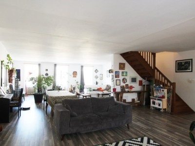 MAISON A VENDRE - UCHIZY - 210 m2 - 259000 €