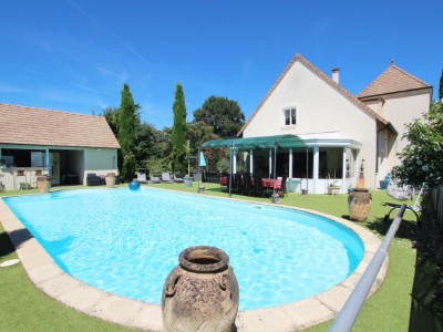 PROPRIETE A VENDRE - CHALON SUR SAONE - 231 m2 - 580000 €