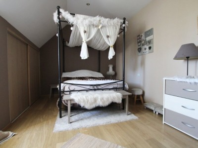 PROPRIETE A VENDRE - CHALON SUR SAONE - 231 m2 - 580000 €