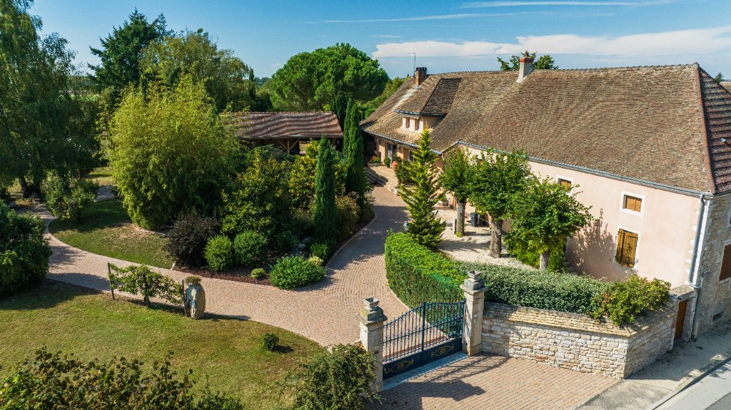 PROPRIETE - CHALON SUR SAONE - 269 m2 - VENDU