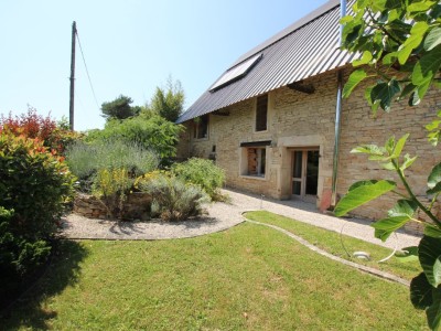 PROPRIETE A VENDRE - CHALON SUR SAONE - 228 m2 - 615000€