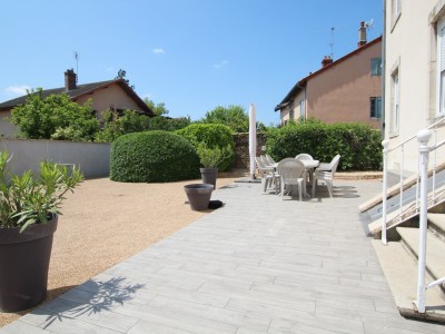 MAISON BOURGEOISE SUR SOUS-SOL A VENDRE - CUISERY - 223 m2 - 275000 €