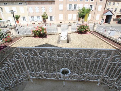 MAISON BOURGEOISE SUR SOUS-SOL A VENDRE - CUISERY - 223 m2 - 275000 €