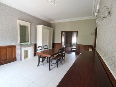 MAISON BOURGEOISE SUR SOUS-SOL A VENDRE - CUISERY - 223 m2 - 275000 €