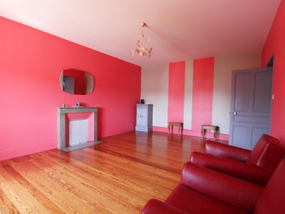 MAISON BOURGEOISE SUR SOUS-SOL A VENDRE - CUISERY - 223 m2 - 275000 €