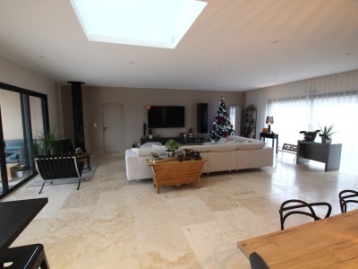 PROPRIETE A VENDRE - GIVRY - 220 m2 - 1150000€