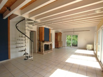 PROPRIETE A VENDRE - GIVRY - 292 m2 - 400000€
