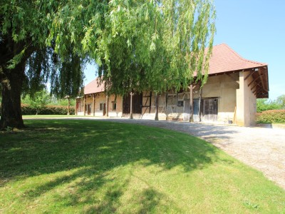 FERME BRESSANNE RENOVEE A VENDRE - LOUHANS - 159 m2 - 429000 €