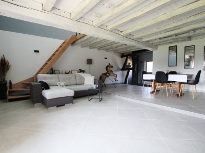 FERME BRESSANNE RENOVEE A VENDRE - LOUHANS - 159 m2 - 429000 €