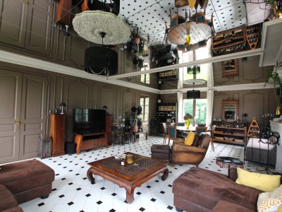 PROPRIETE A VENDRE - LOUHANS - 174 m2 - 380000€