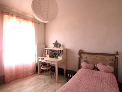 PROPRIETE A VENDRE - LOUHANS - 174 m2 - 380000€