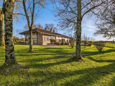 PROPRIETE A VENDRE - LOUHANS - 239 m2 - 595�000�&euro;