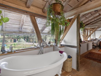 PROPRIETE A VENDRE - LOUHANS - 239 m2 - 595 000 &euro;