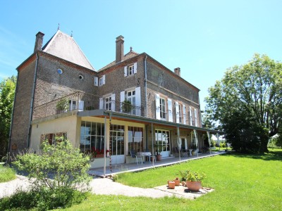 PROPRIETE A VENDRE - LOUHANS - 450 m2 - 970 000 €