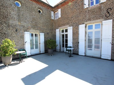 PROPRIETE A VENDRE - LOUHANS - 450 m2 - 970 000 €