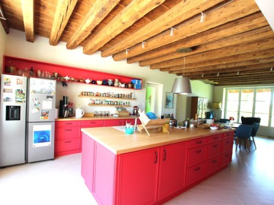 PROPRIETE A VENDRE - LOUHANS - 450 m2 - 970 000 €