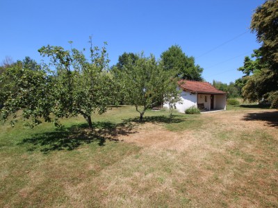 PROPRIETE A VENDRE - LOUHANS - 174 m2 - 339 000 €