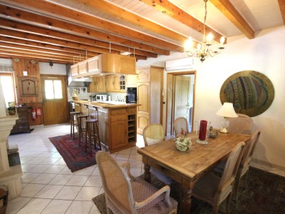 PROPRIETE A VENDRE - LOUHANS - 174 m2 - 339 000 €