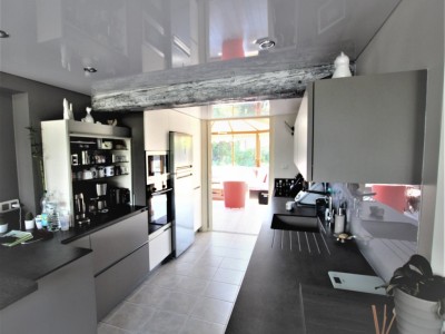 PROPRIETE A VENDRE - MACON - 215 m2 - 495000 €