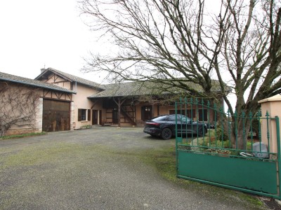 PROPRIETE A VENDRE - MACON - 155 m2 - 395 000 €