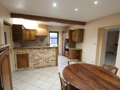 PROPRIETE A VENDRE - MACON - 155 m2 - 395 000 €