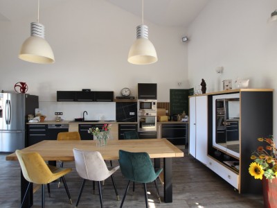 PROPRIETE A VENDRE - ROMENAY - 231 m2 - 575 000 €