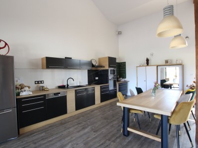 PROPRIETE A VENDRE - ROMENAY - 231 m2 - 575 000 €