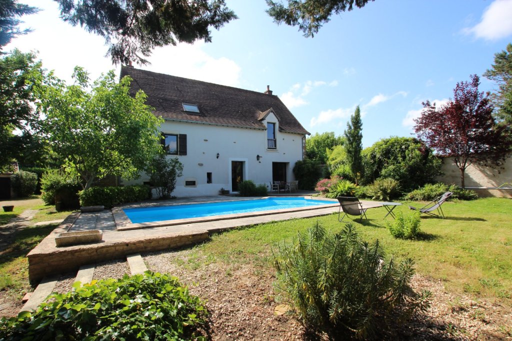 PROPRIETE - LA CHAPELLE DE BRAGNY - 116 m2 - VENDU